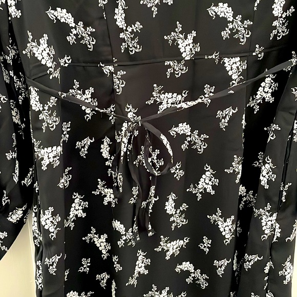 Abercrombie & Fitch Dress - Picture 6 of 9